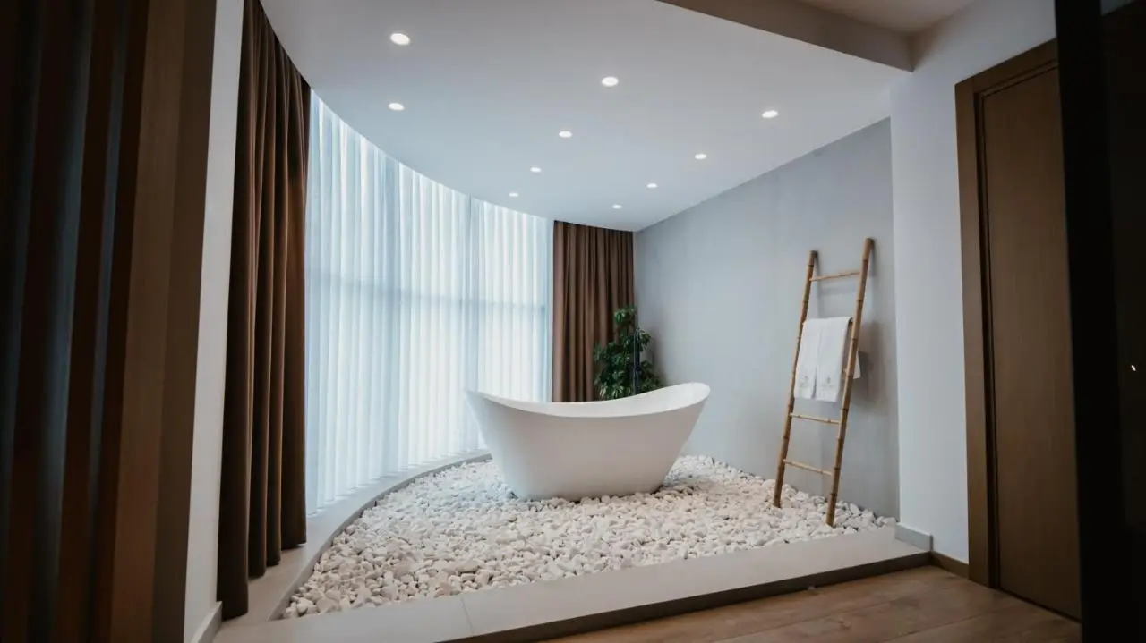 BAZ'HUR Boutique Hotel