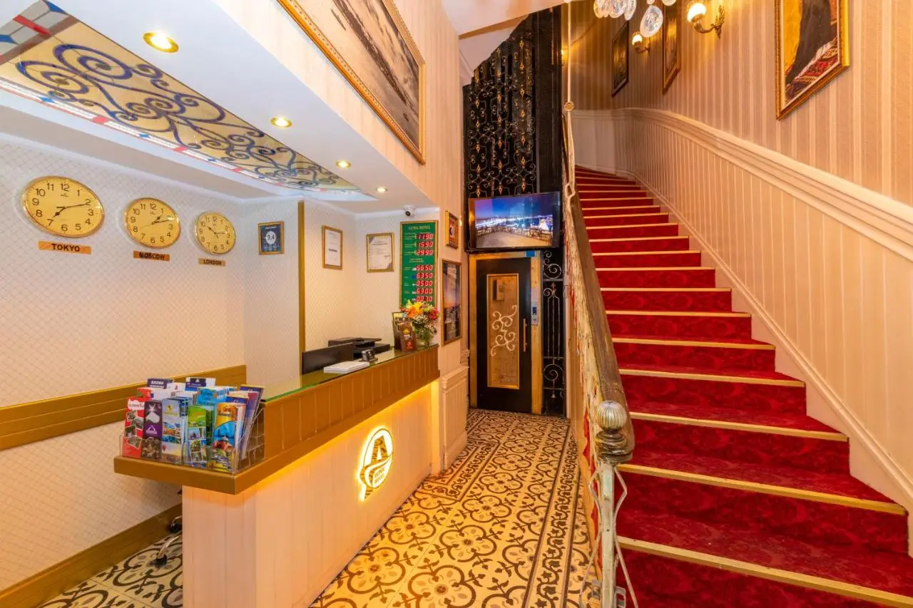 Alpek Hotel