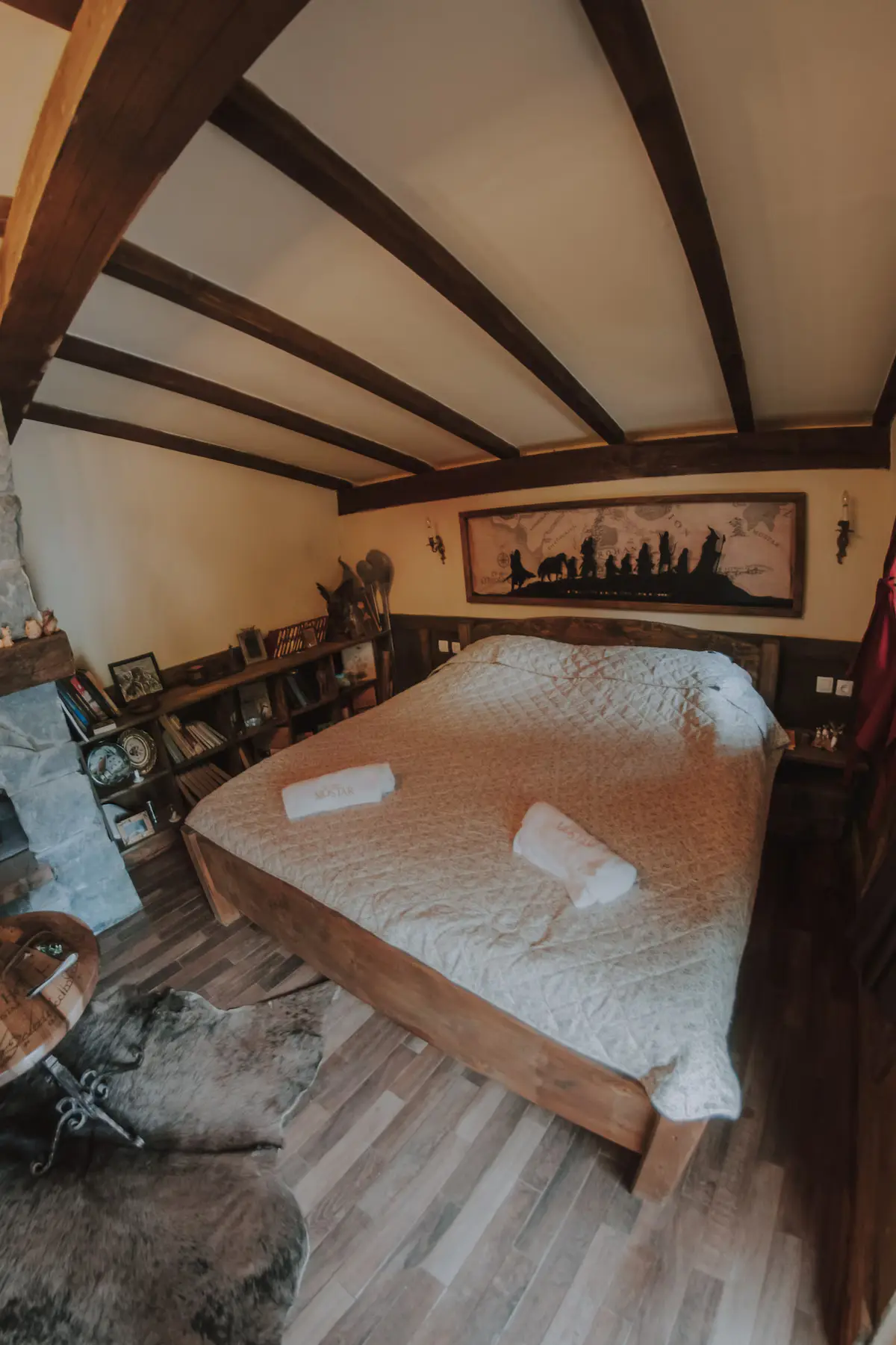 Hobbit House Mostar – Magical Underground Stay