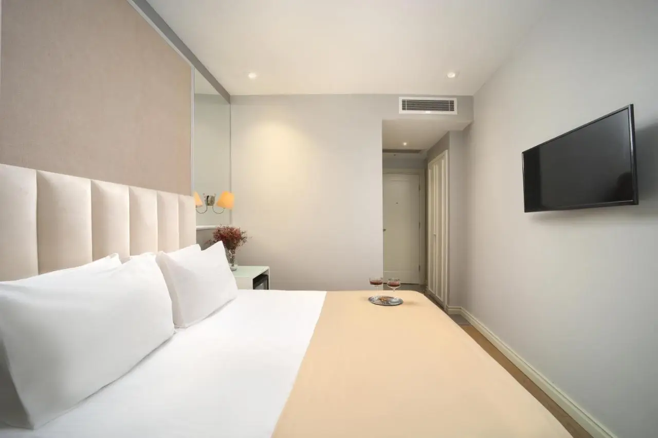 Ess Hotel