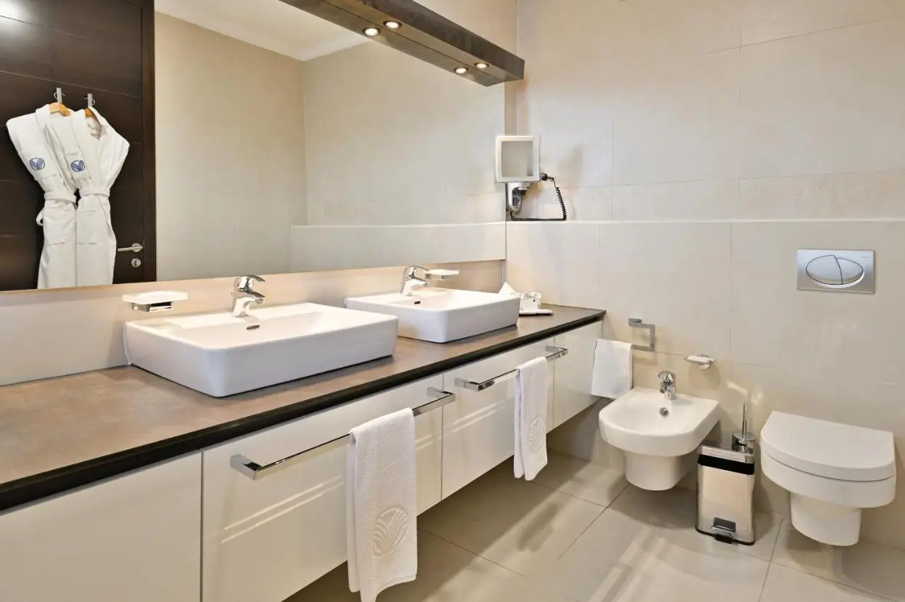 Bosmal Arjaan by Rotana