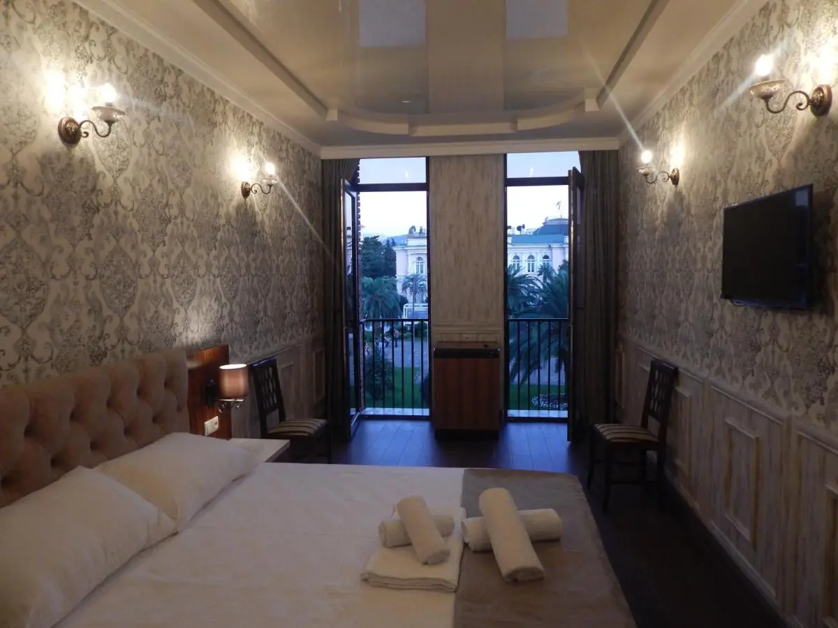 MELINI Boutique Hotel
