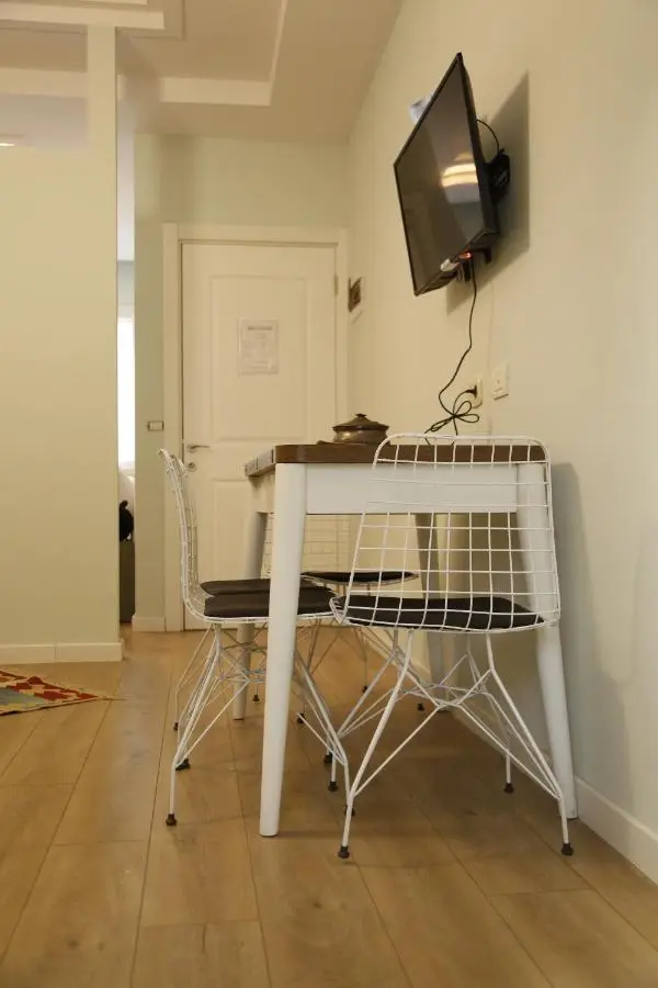 Illyrian studio apartment 2