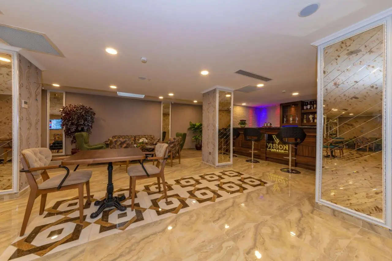 Vision Deluxe Hotel