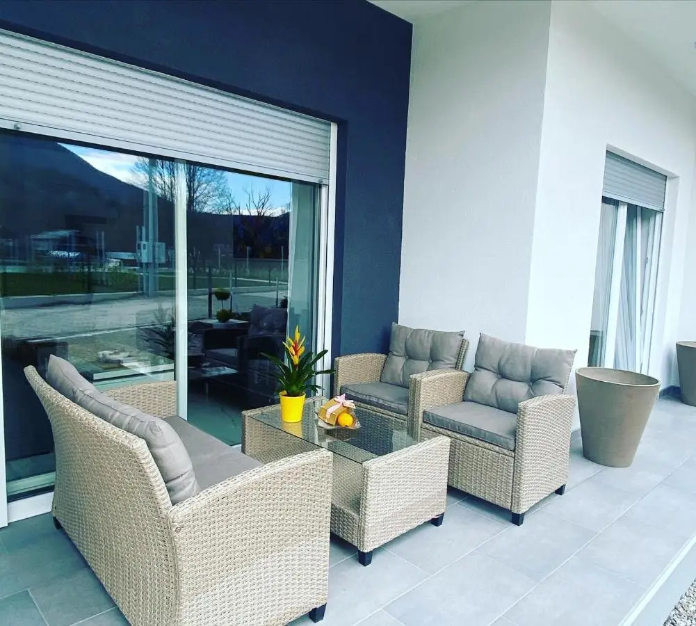 River Luxury House