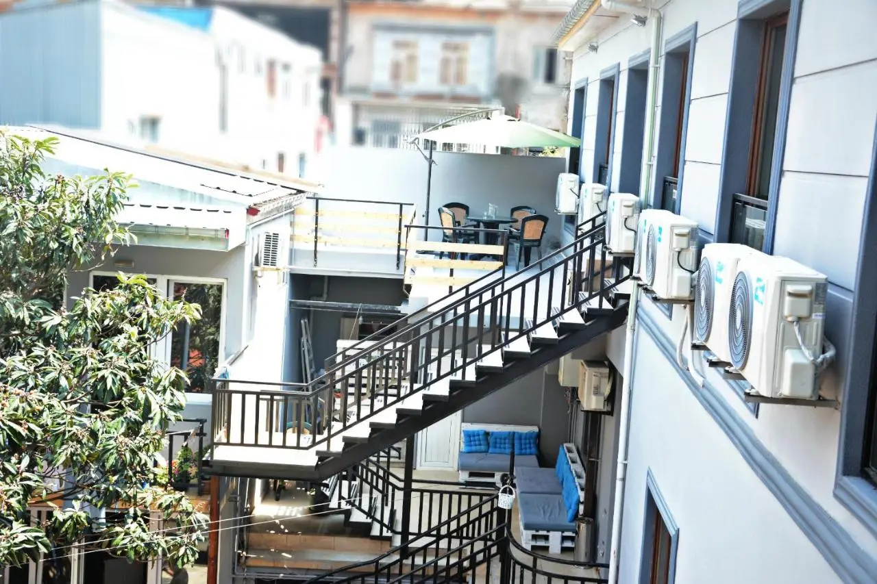 Cozy Apartments on Vaja Pshavela
