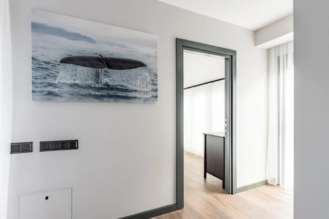 Duplex Penthouse wparking 3BD2Bath Views! #340