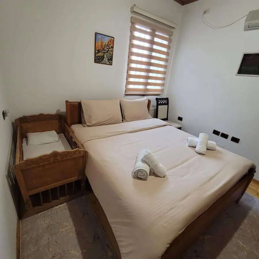 Jona Guest house