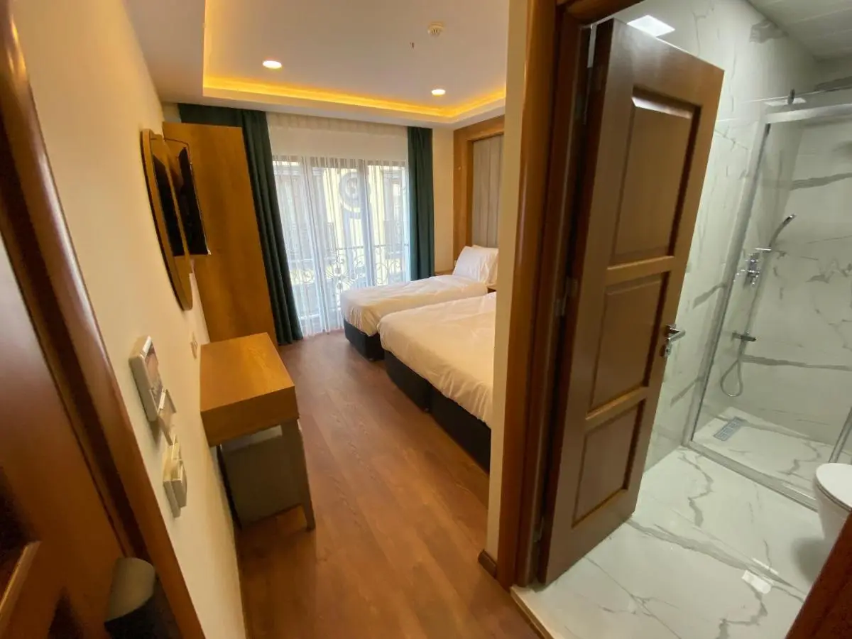Pege Hotel