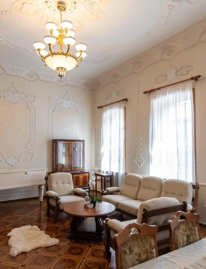 The Grand Piano Hotel