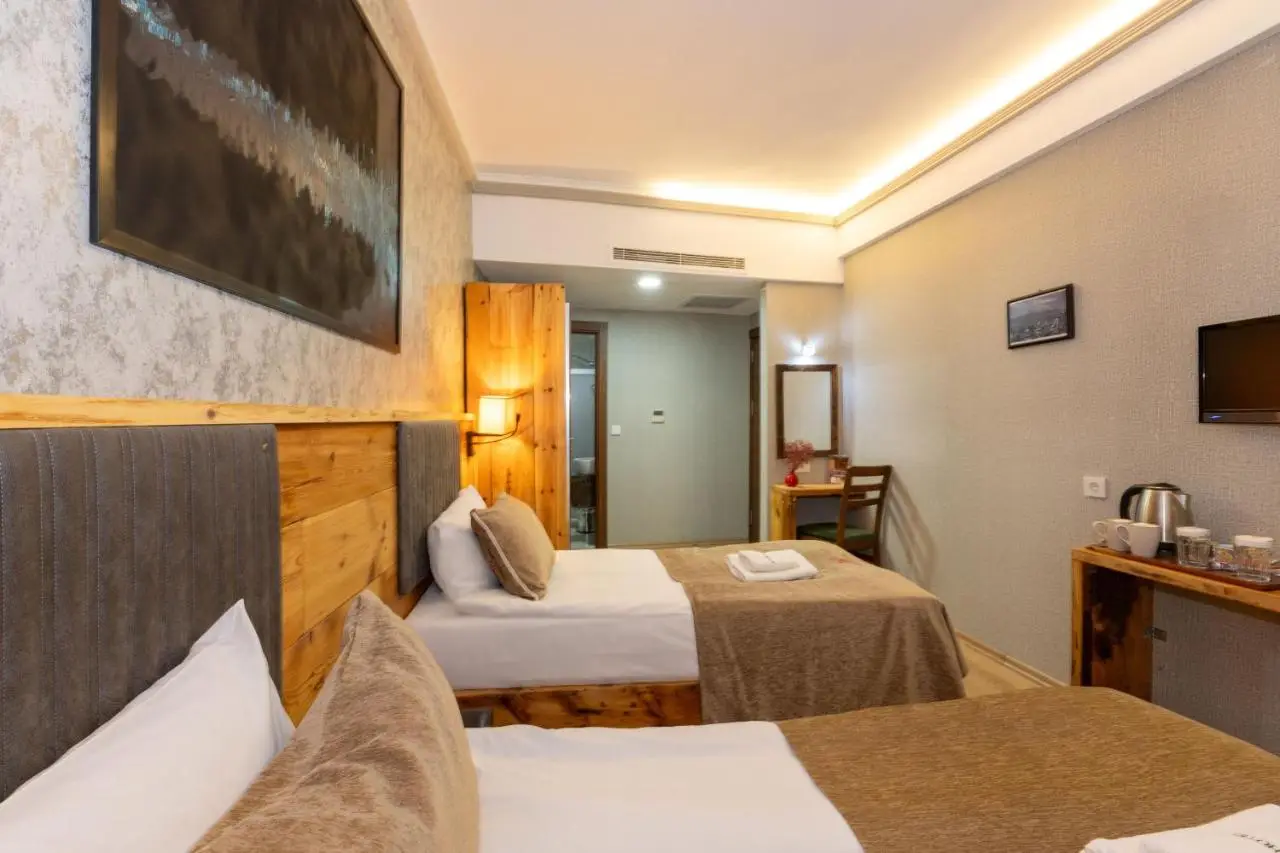 Double DD Hotel