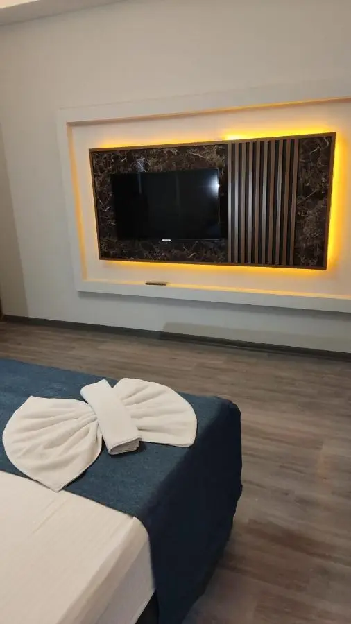 GRAND MOON HOTEL