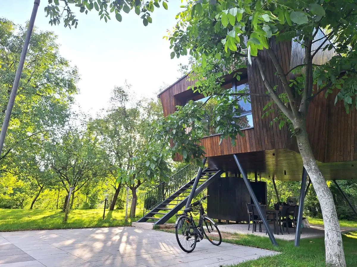 ORAH HOUSE, a unique and unforgettable vacation on a private island