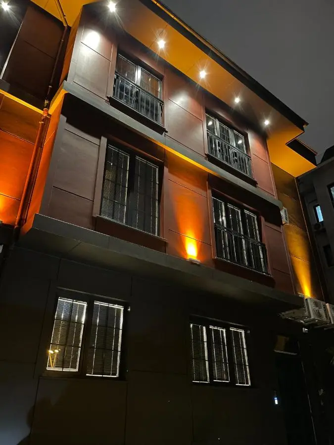 ARC HOUSE