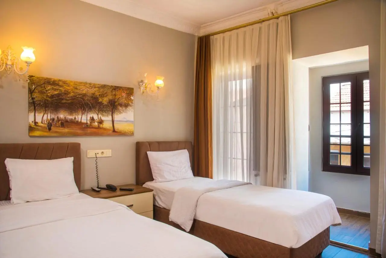 Zendy Suite Hotel