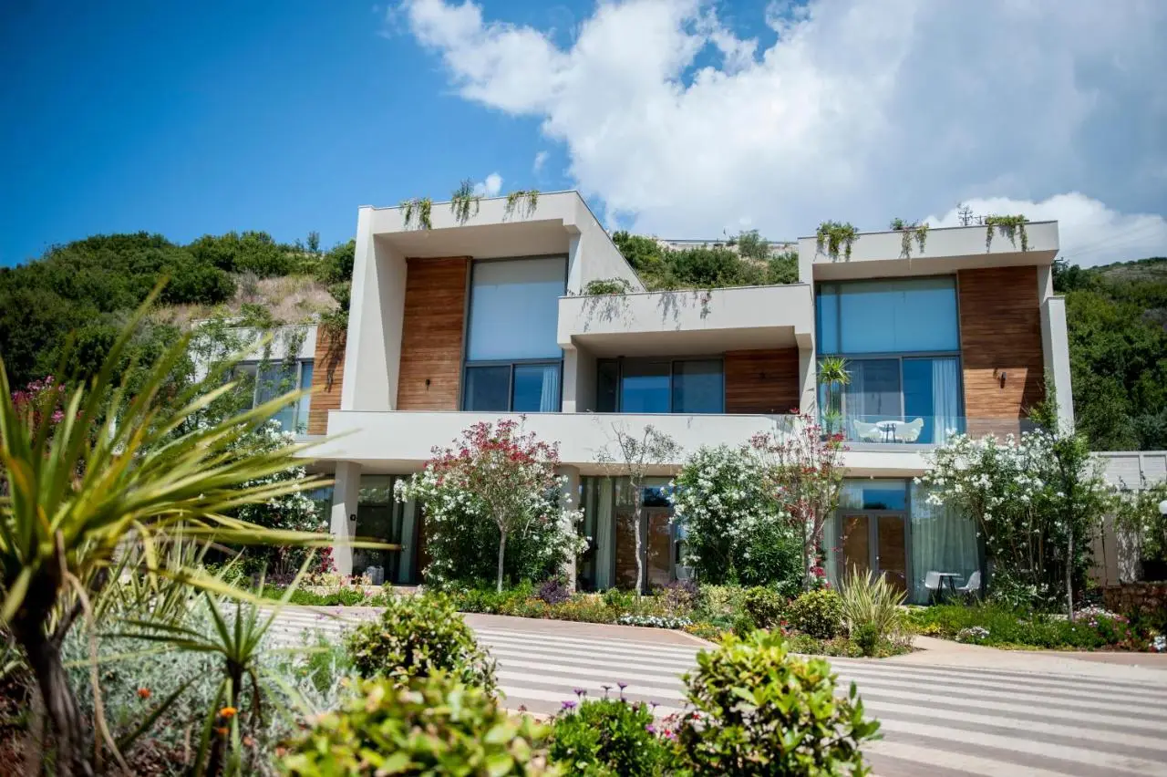 Folie Marine Hotel & Beach Club