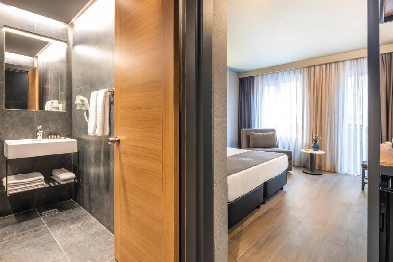 Marius Hotel
