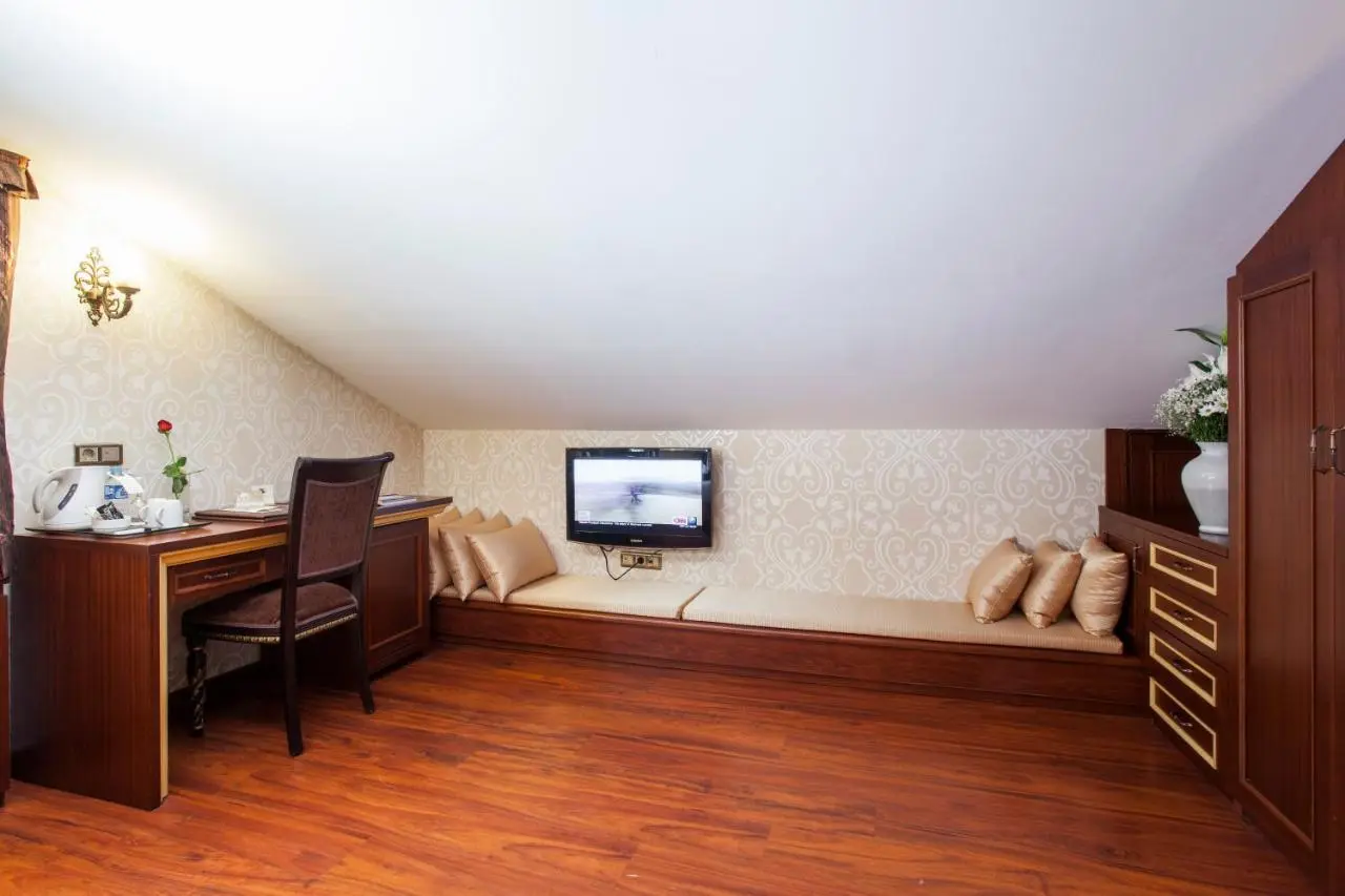 Ottoman Hotel Imperial-Special Category