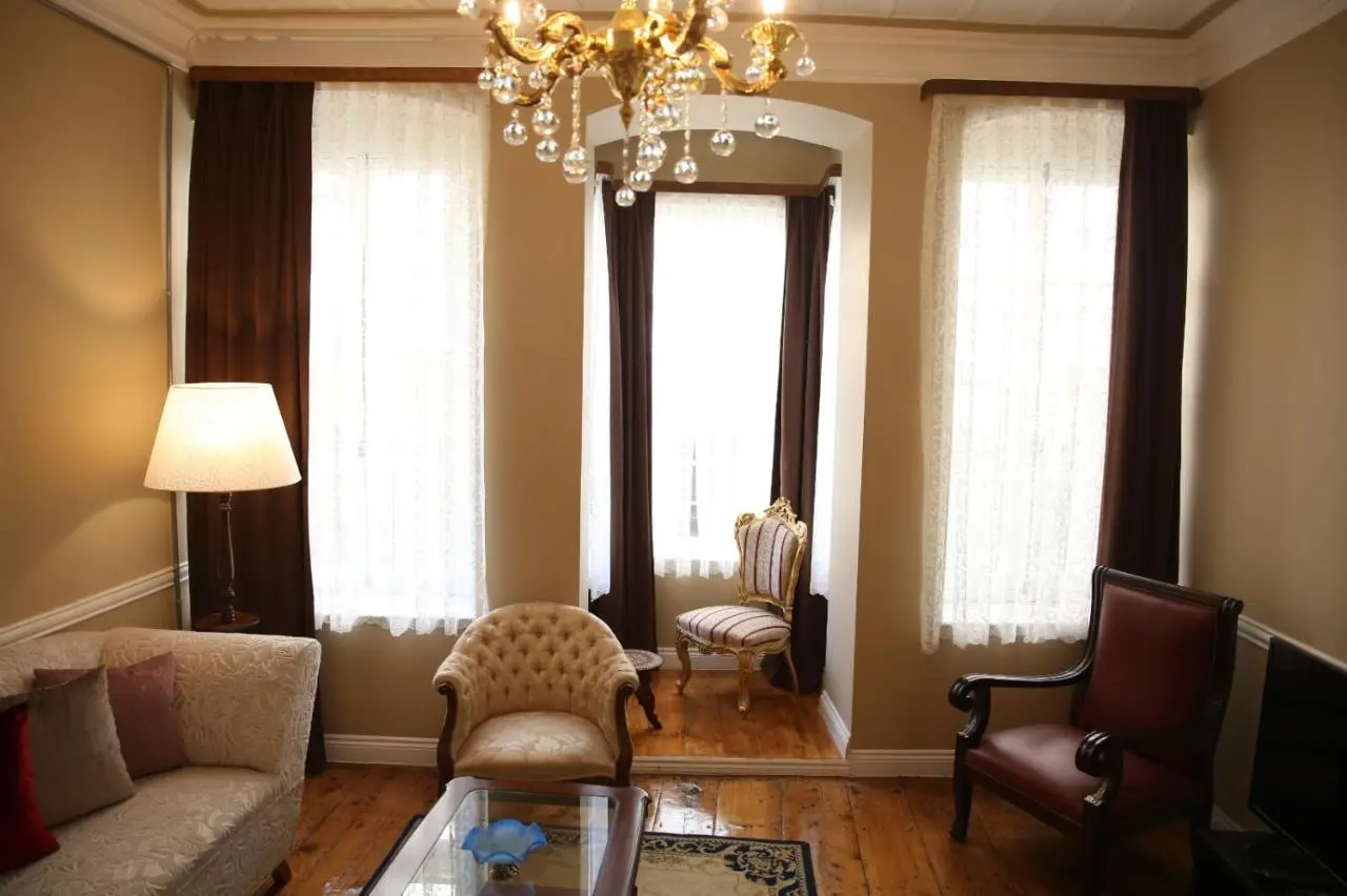 Agus Flats Galata