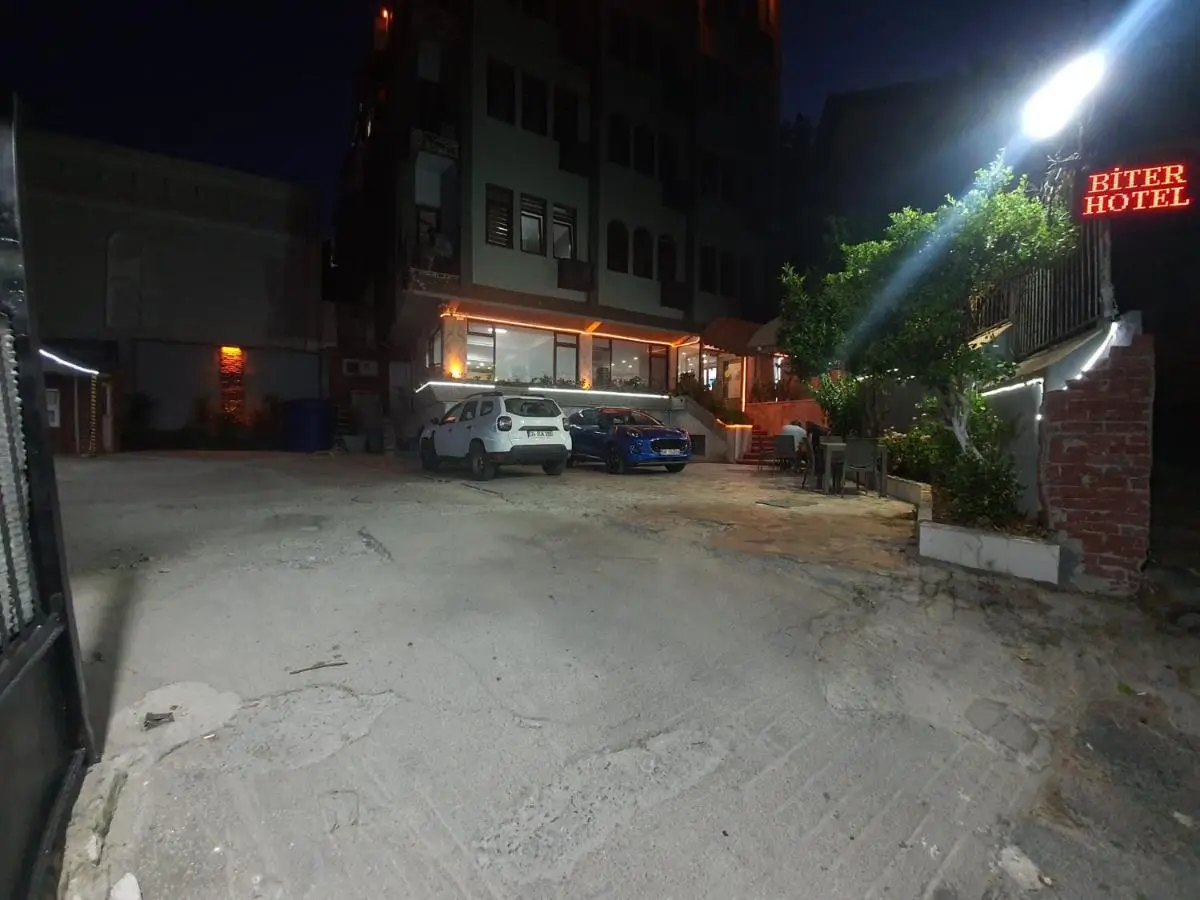 Biter Hotel