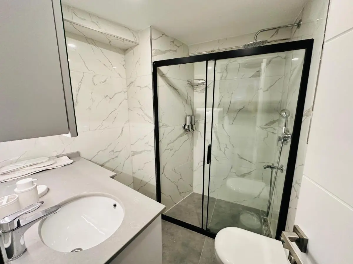 Rose Point Residence