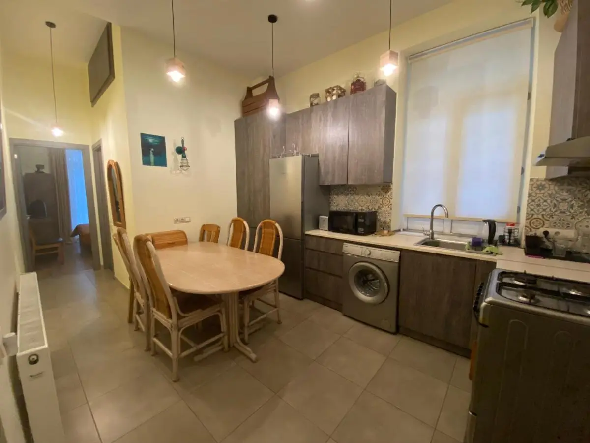 Nice Loft on Uznadze Street