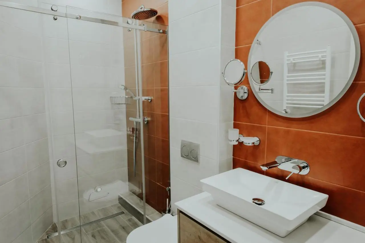 Skyline Luxury Suites