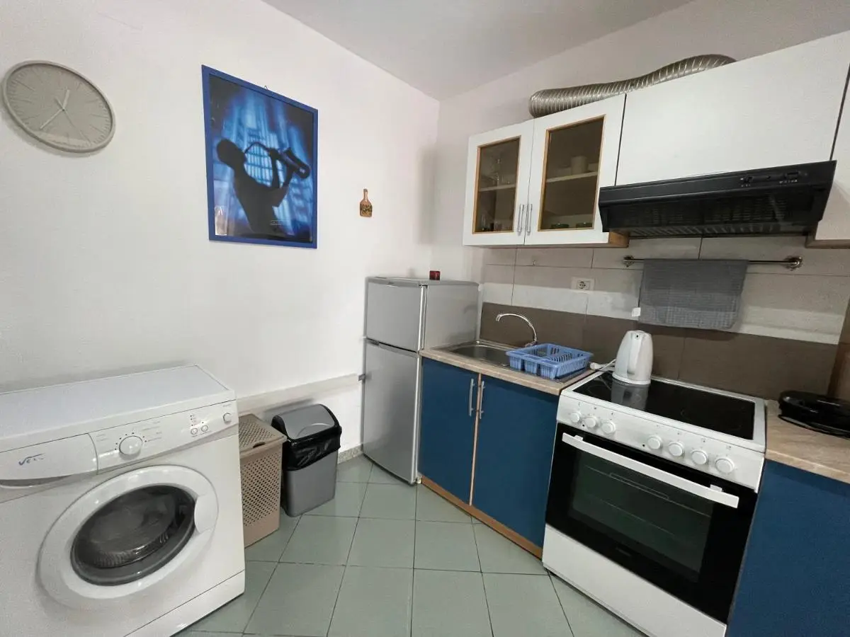 Downtown Boulevard enchanting apartment!