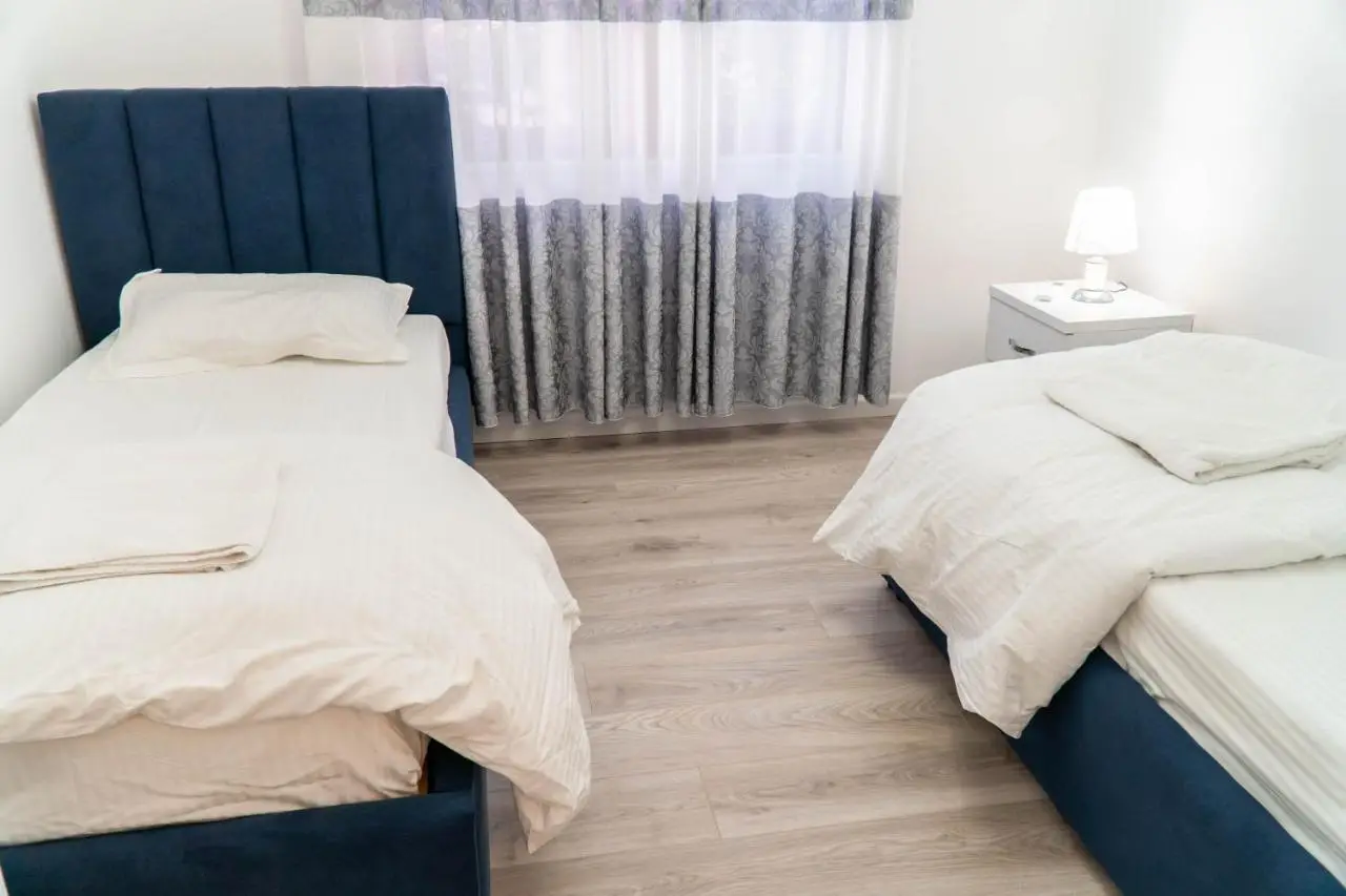 Signature apartment 8