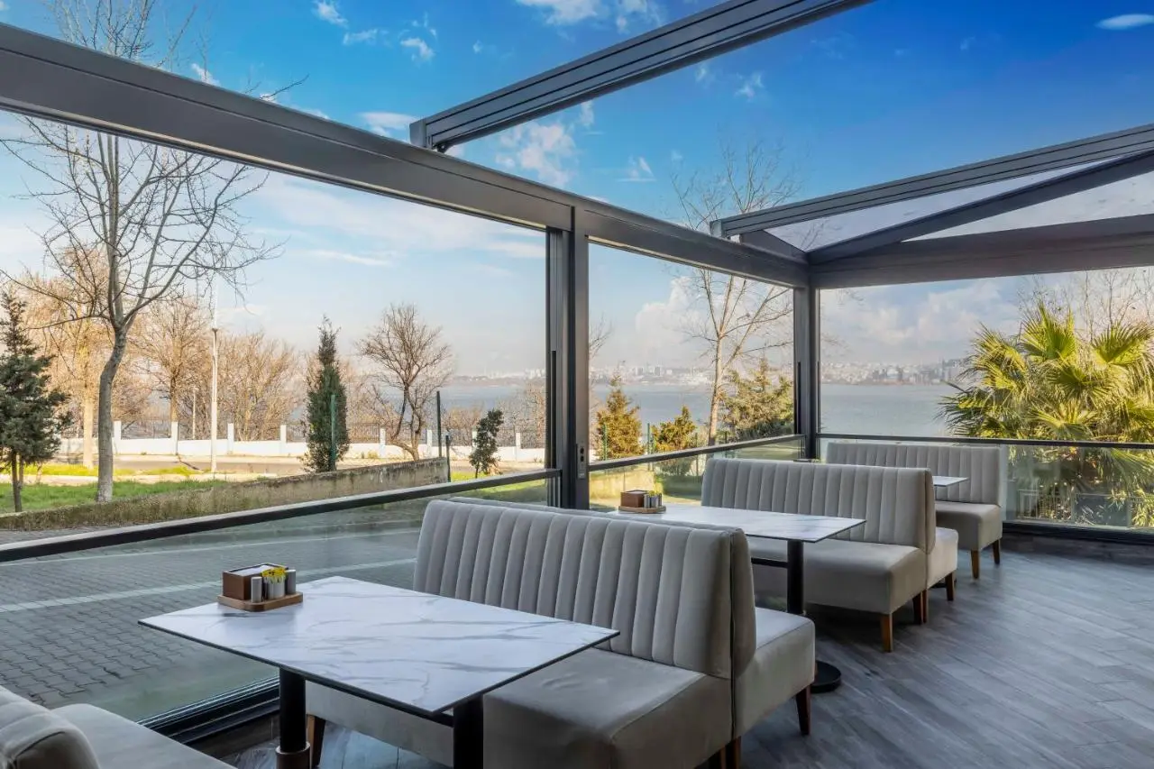 Ezkar Bathonea Art İstanbul