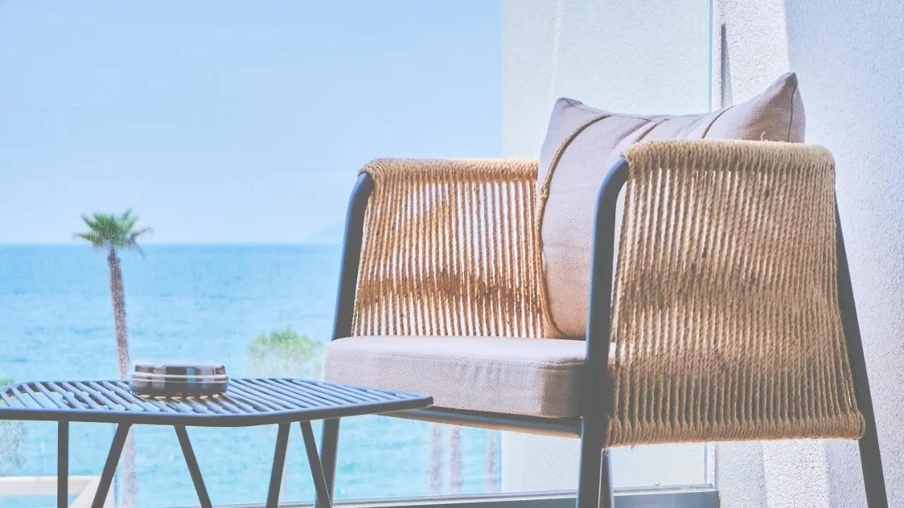 Azar Luxury Suites