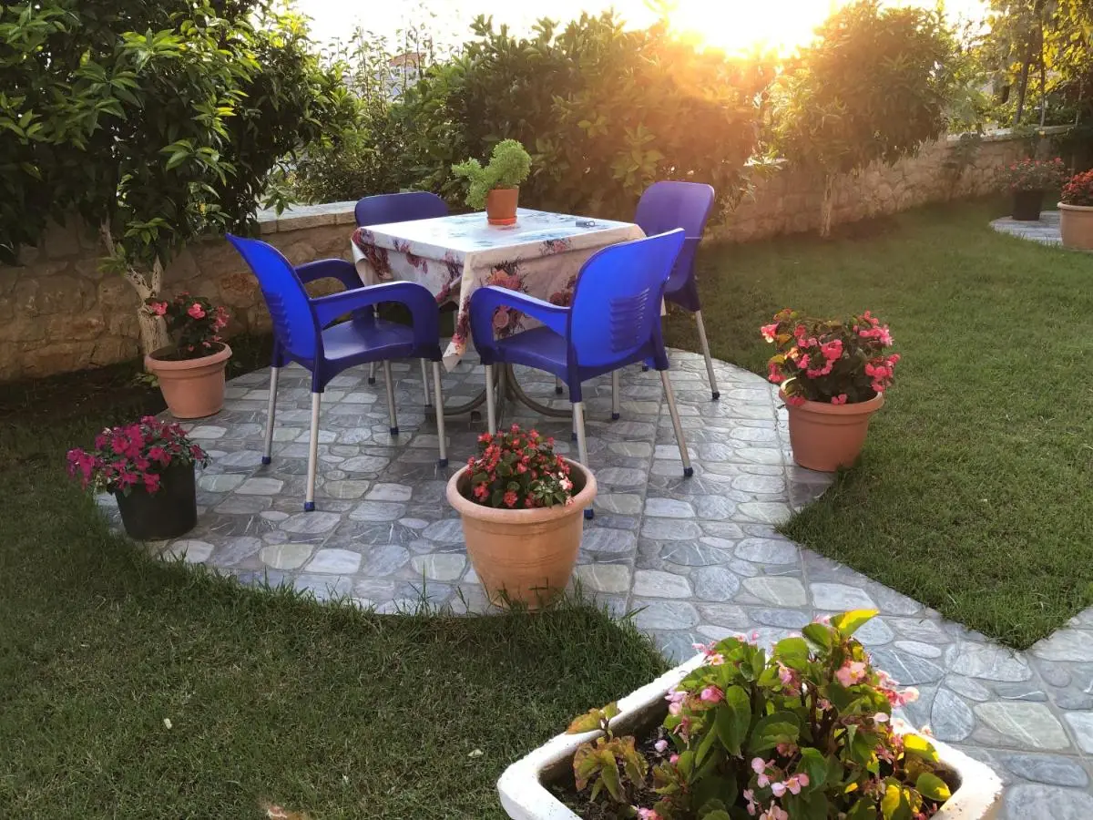 Green Garden Villa