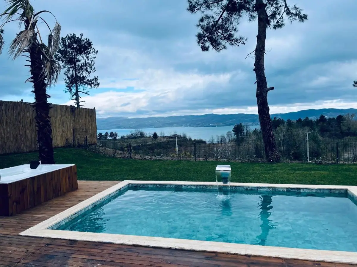 Stay in Sapanca