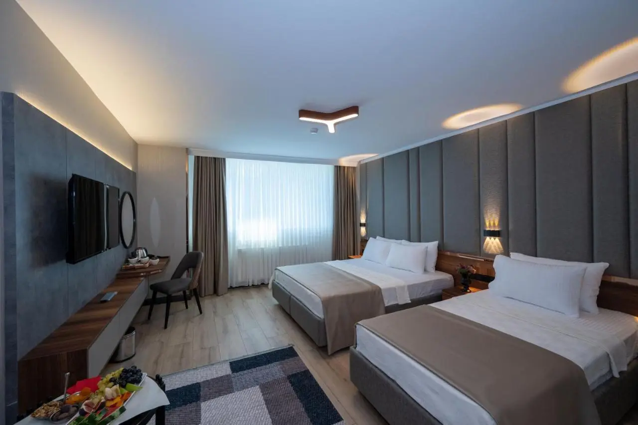 Vess Hotel