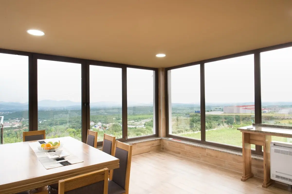 Villa Ljuba - Three Bedroom House & Swimming Pool