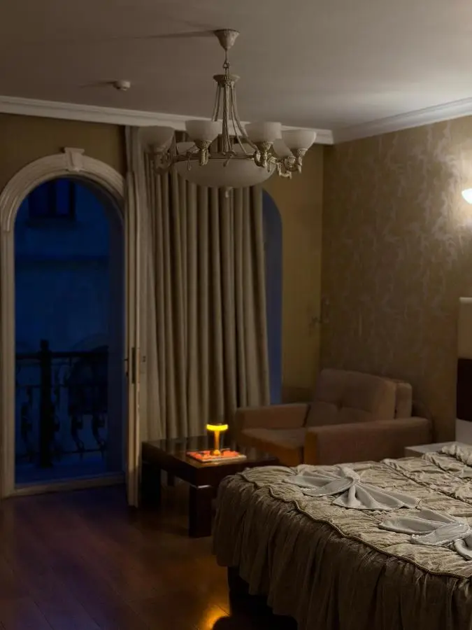 Old Str Terrace Hotel