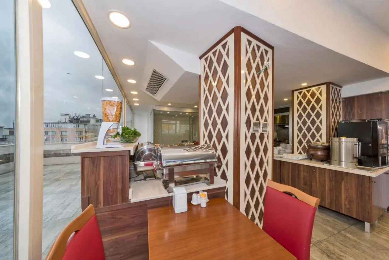 Marcello Hotel