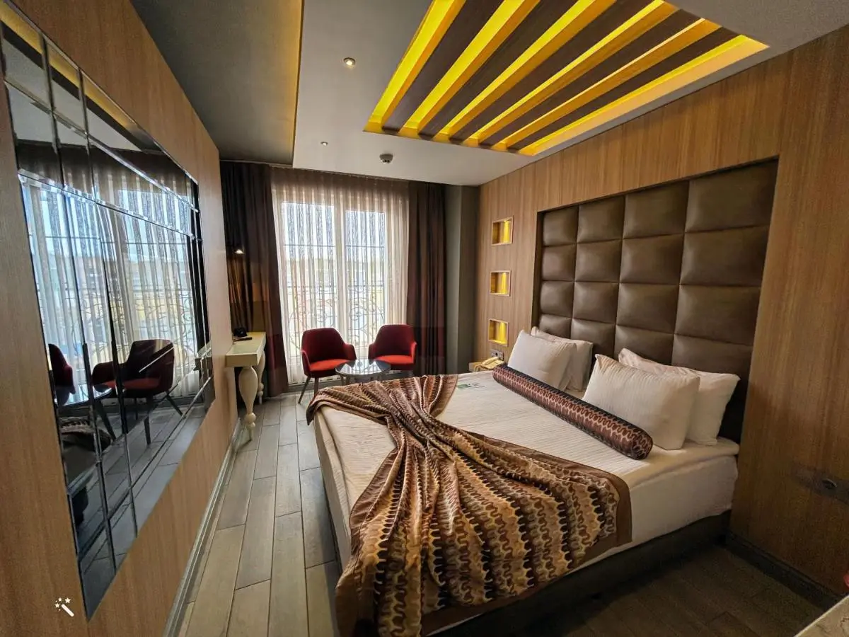 Hotel Zade