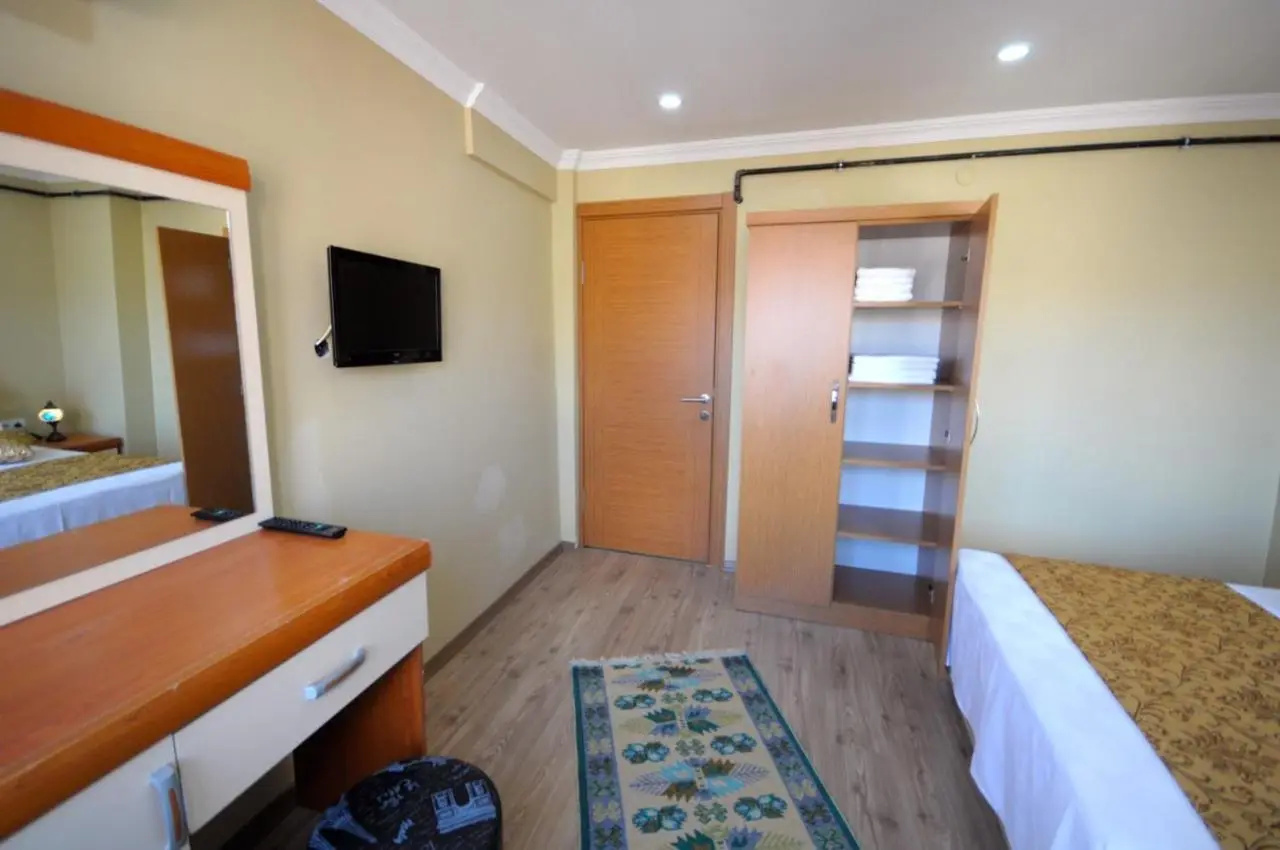 Marida Suit - Istanbul Taksim
