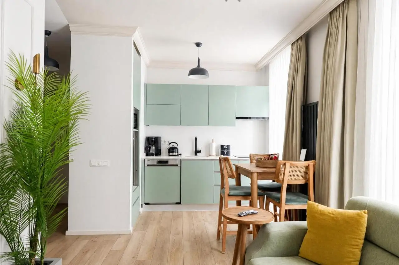Bird Nest Suites