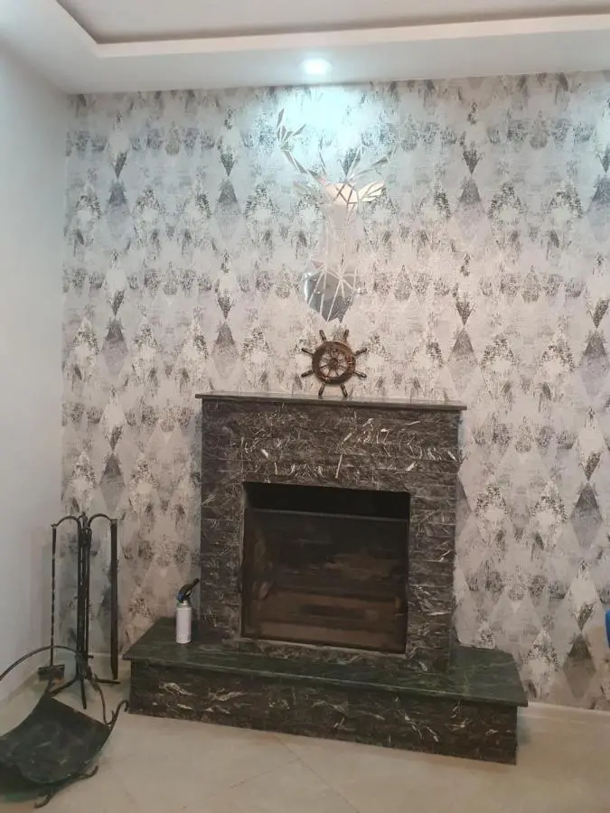 Gesh House