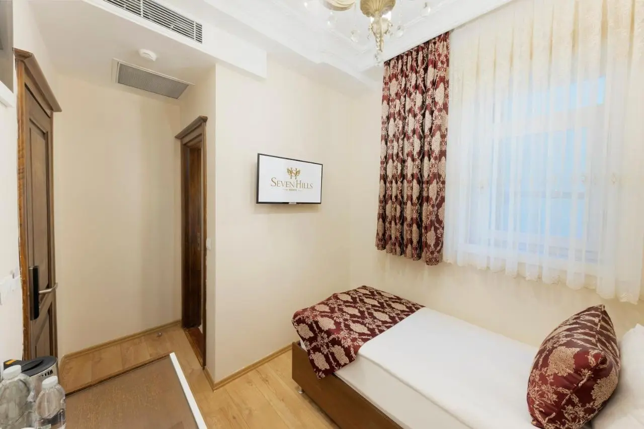 Seven Hills Boutique Hotel