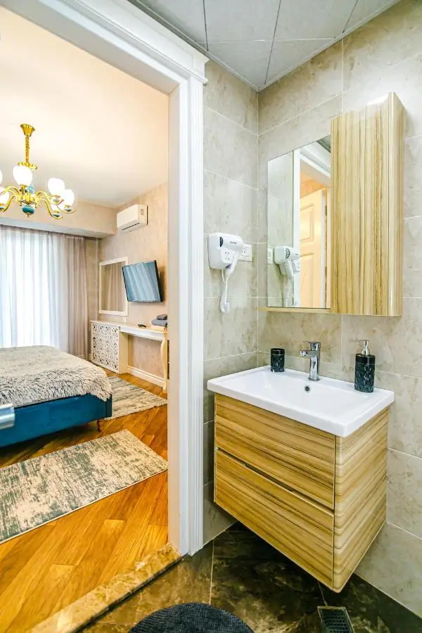 CRYSTAL Luxury Apartment on BAKU
