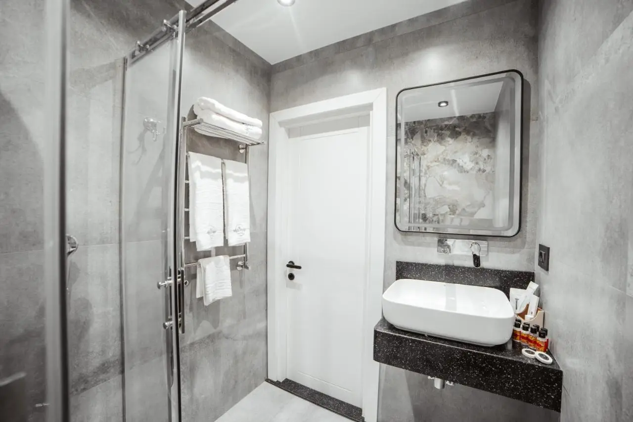 White Breeze Boutique Hotel