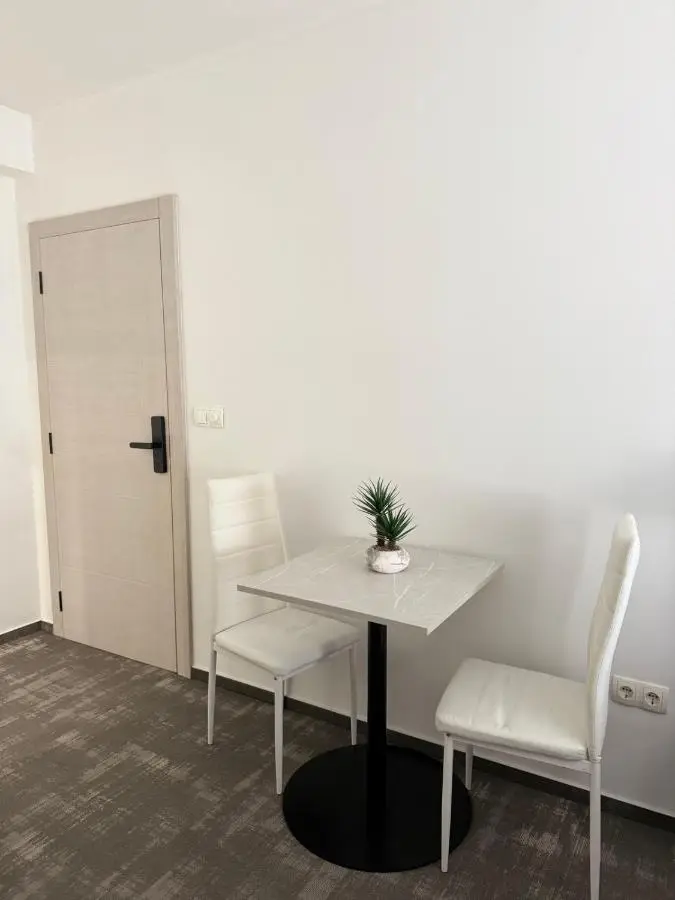 Apartments & Rooms Villa Zaad FREE PRIVATE PARKING