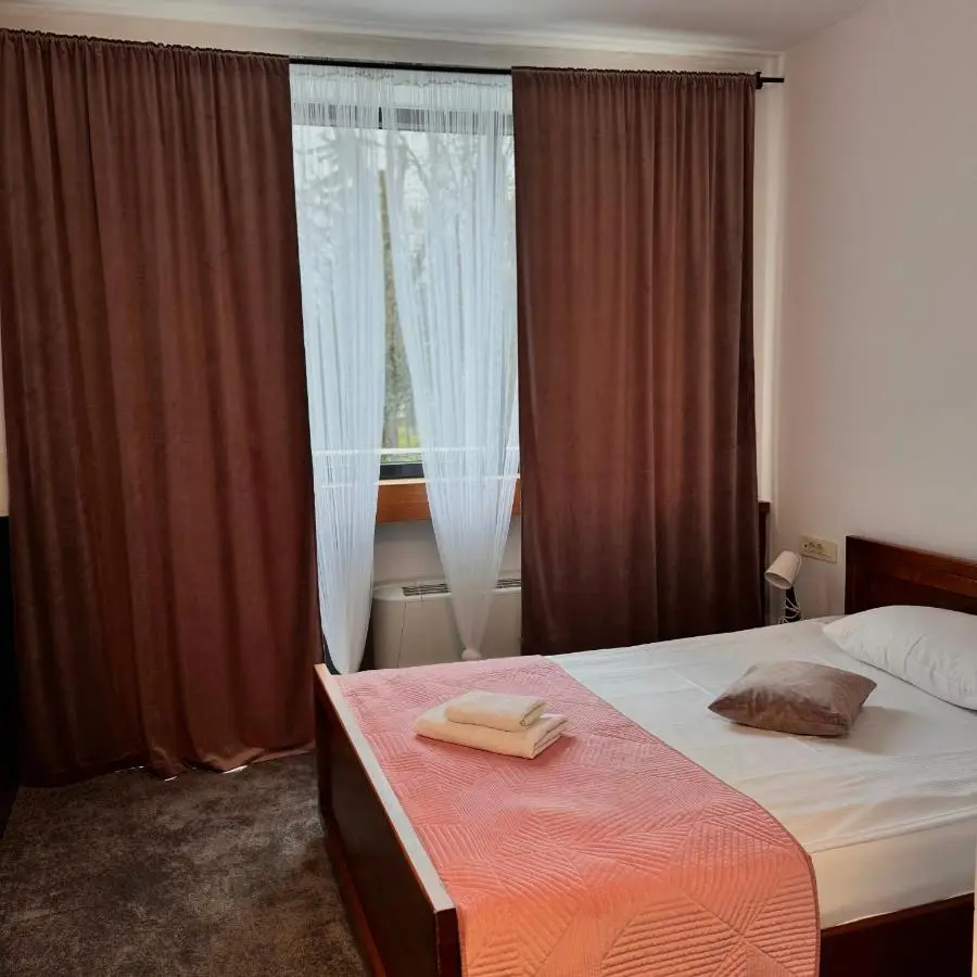 Hotel Paviljon
