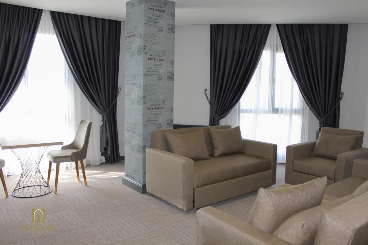 Aram Otel Business & Luxury