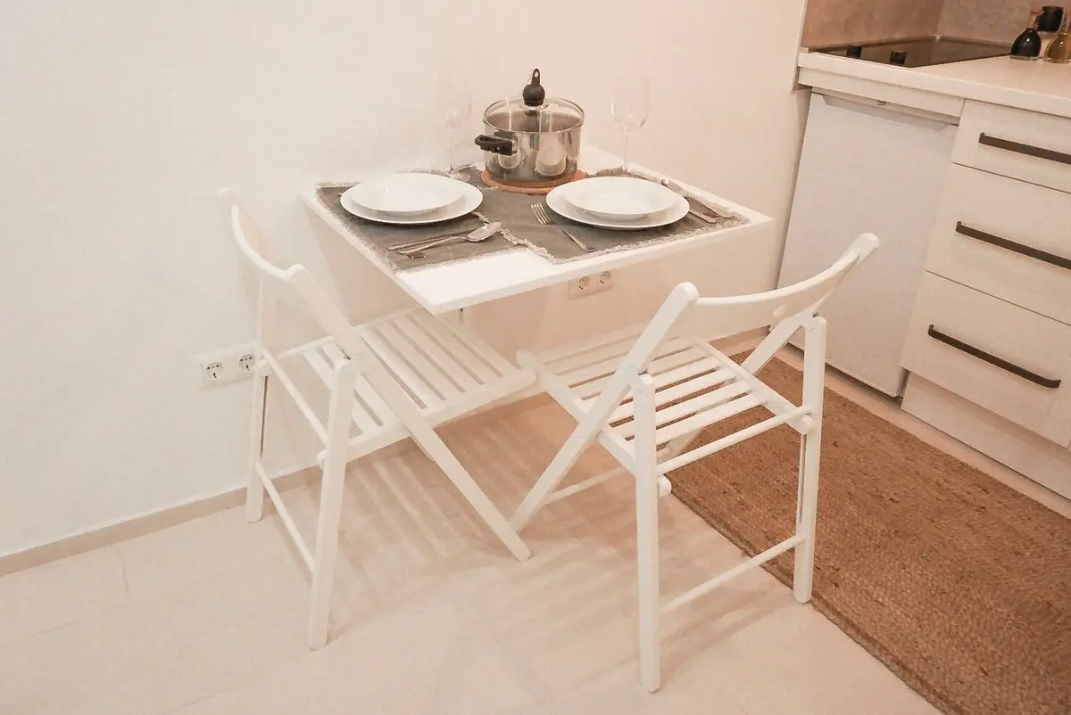 Bosnian-Bauhaus retreat
