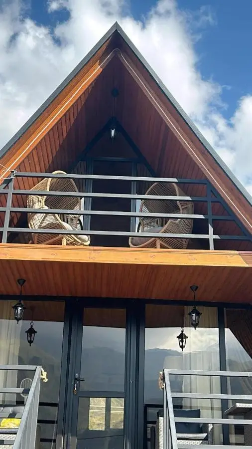 Kazbegi cottage kide- ყაზბეგში კოტეჯი კიდე
