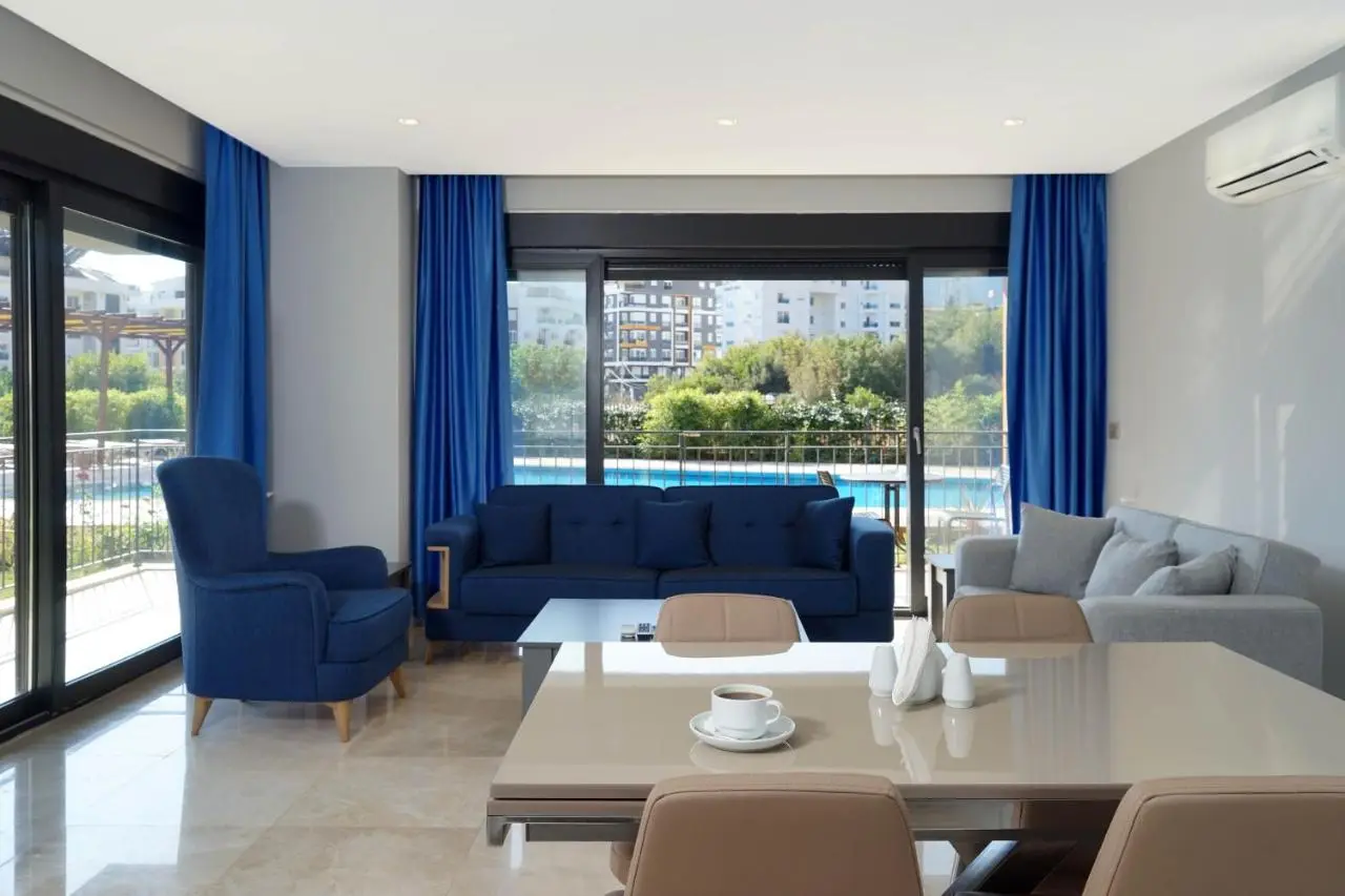 MENE SUITES